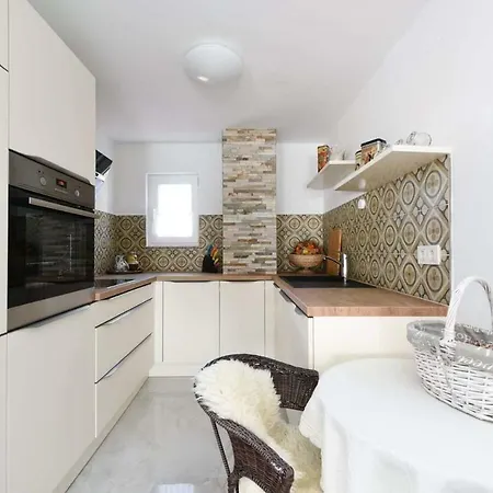 Dana Apartment Zadar